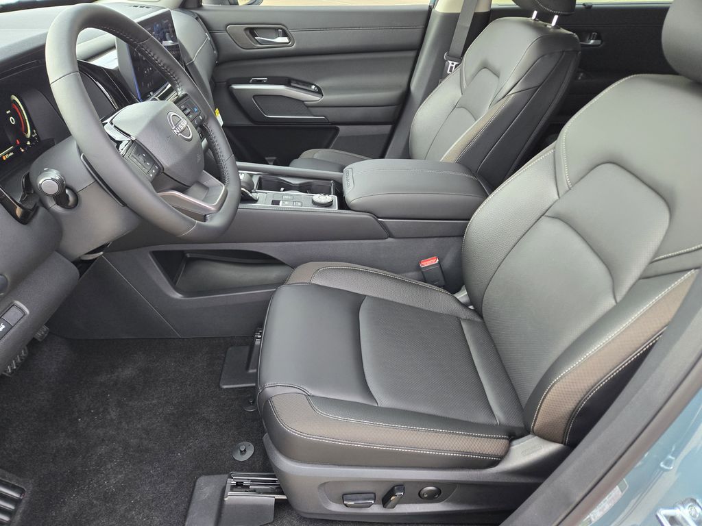 2026 Nissan Pathfinder SL - 7