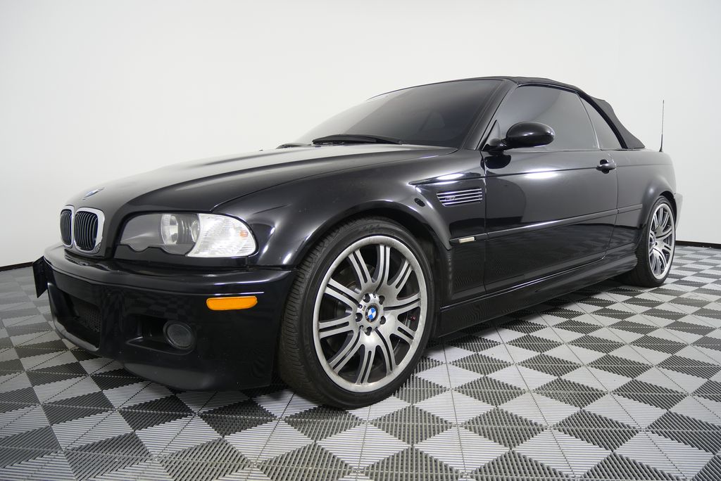 Thumbnail: 2004 BMW M3 - 9