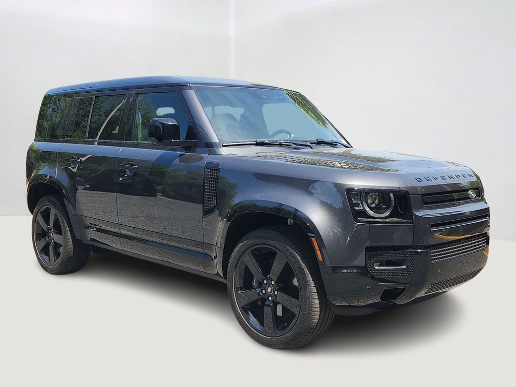 2025 Land Rover Defender 110 3