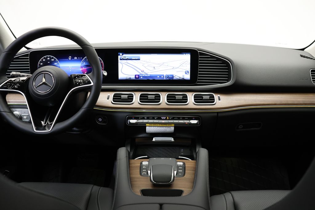 Thumbnail: 2026 Mercedes-Benz GLE - 16