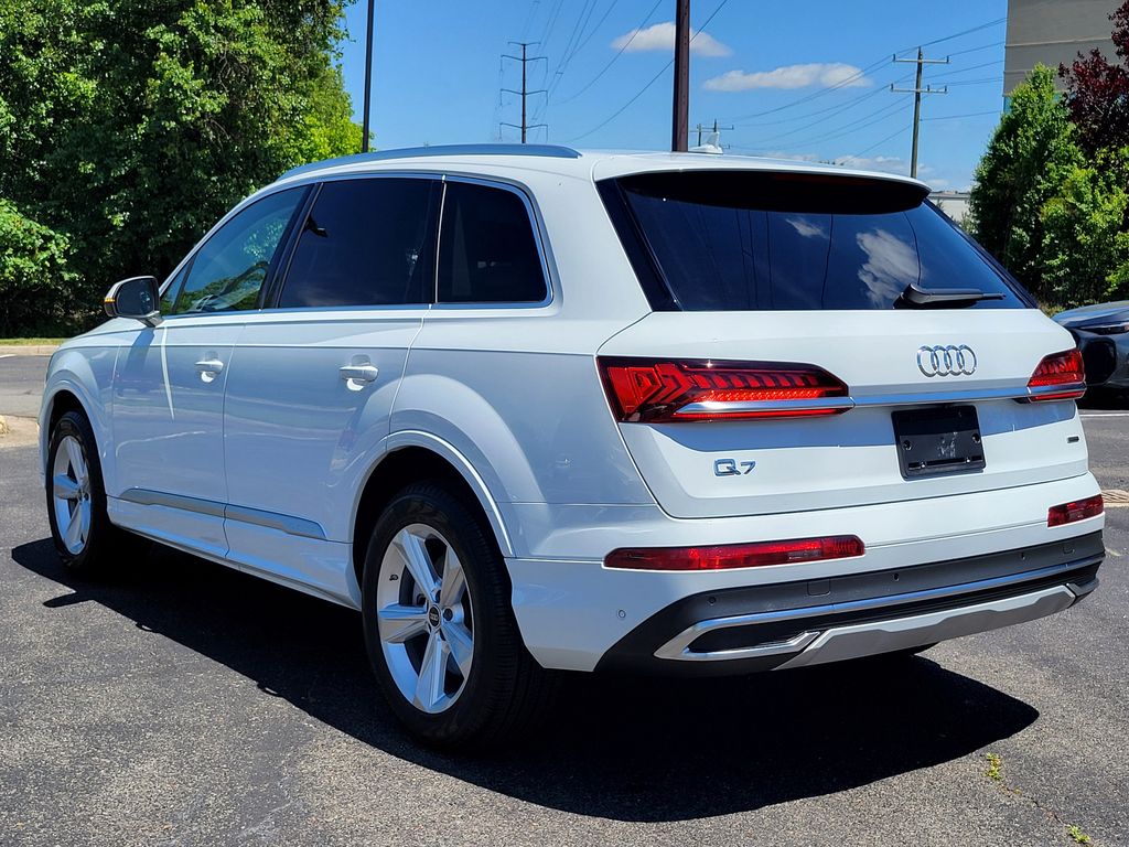 Thumbnail: 2023 Audi Q7 - 4