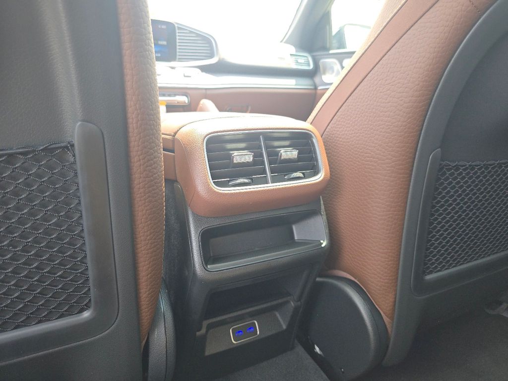 New 2026  Mercedes-Benz GLE 450 Coupe image 27