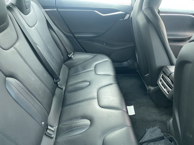 Thumbnail: 2014 Tesla Model S - 7