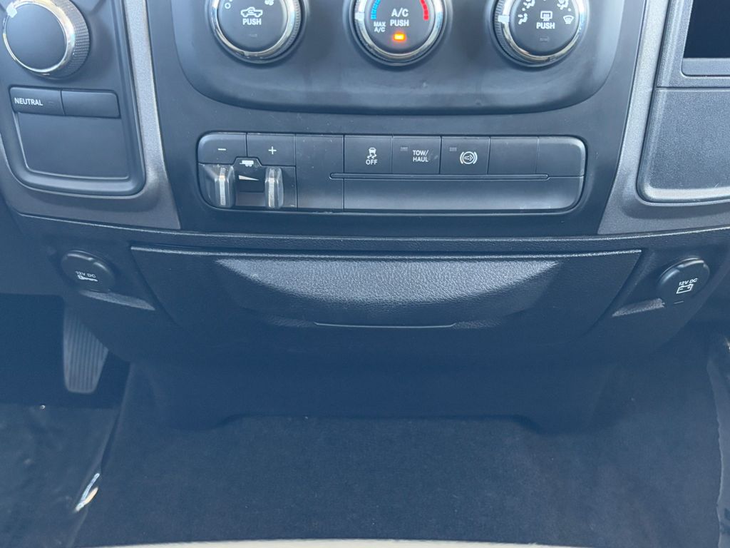 Thumbnail: 2015 RAM 2500 - 17