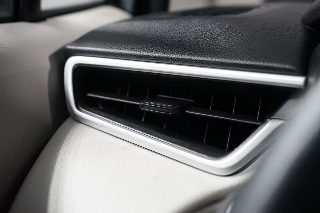 Thumbnail: 2025 Toyota Corolla Cross - 23