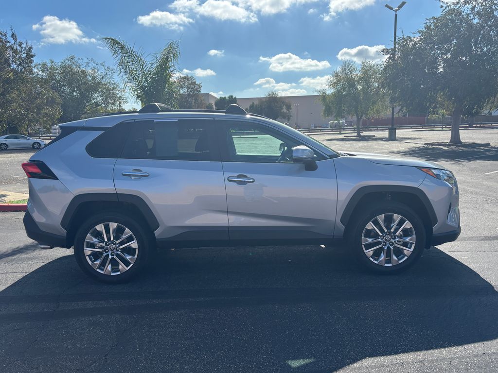 Thumbnail: 2025 Toyota RAV4 - 4