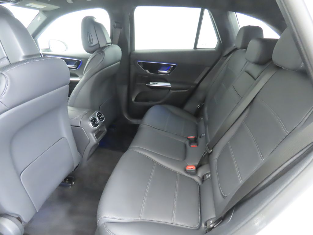 Thumbnail: 2025 Mercedes-Benz GLC - 21