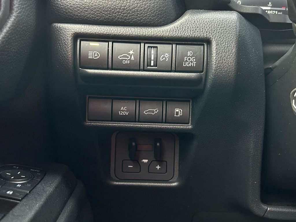 Thumbnail: 2025 Toyota Land Cruiser - 22