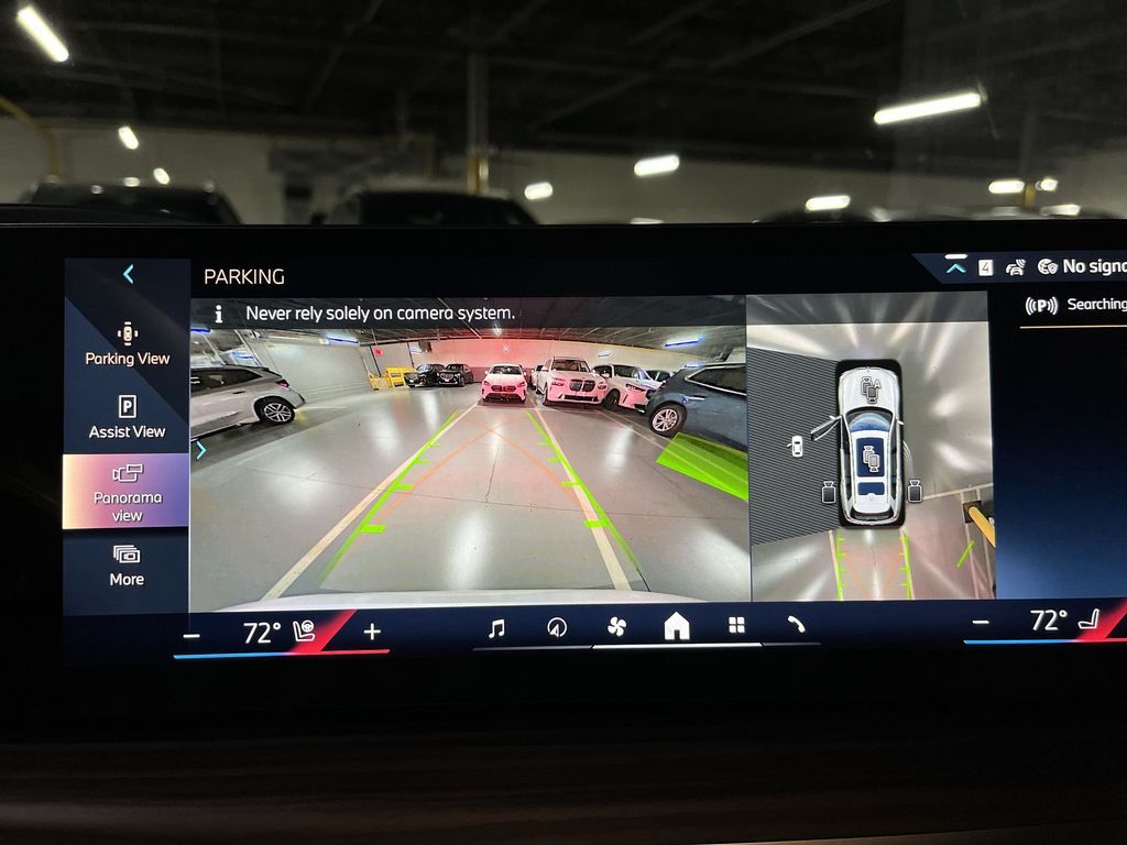 Thumbnail: 2026 BMW X7 - 17