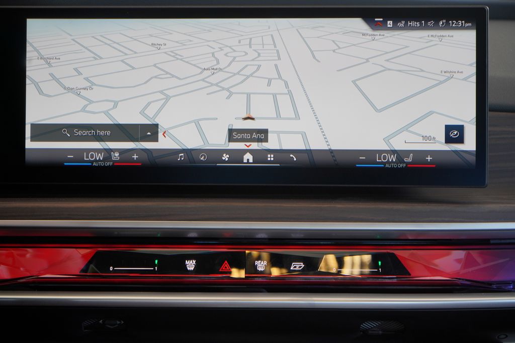 Thumbnail: 2025 BMW 7 Series - 16