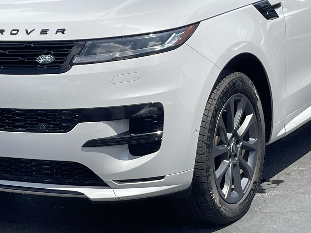 Certified Used 2023 Red Land Rover SE Dynamic image 7