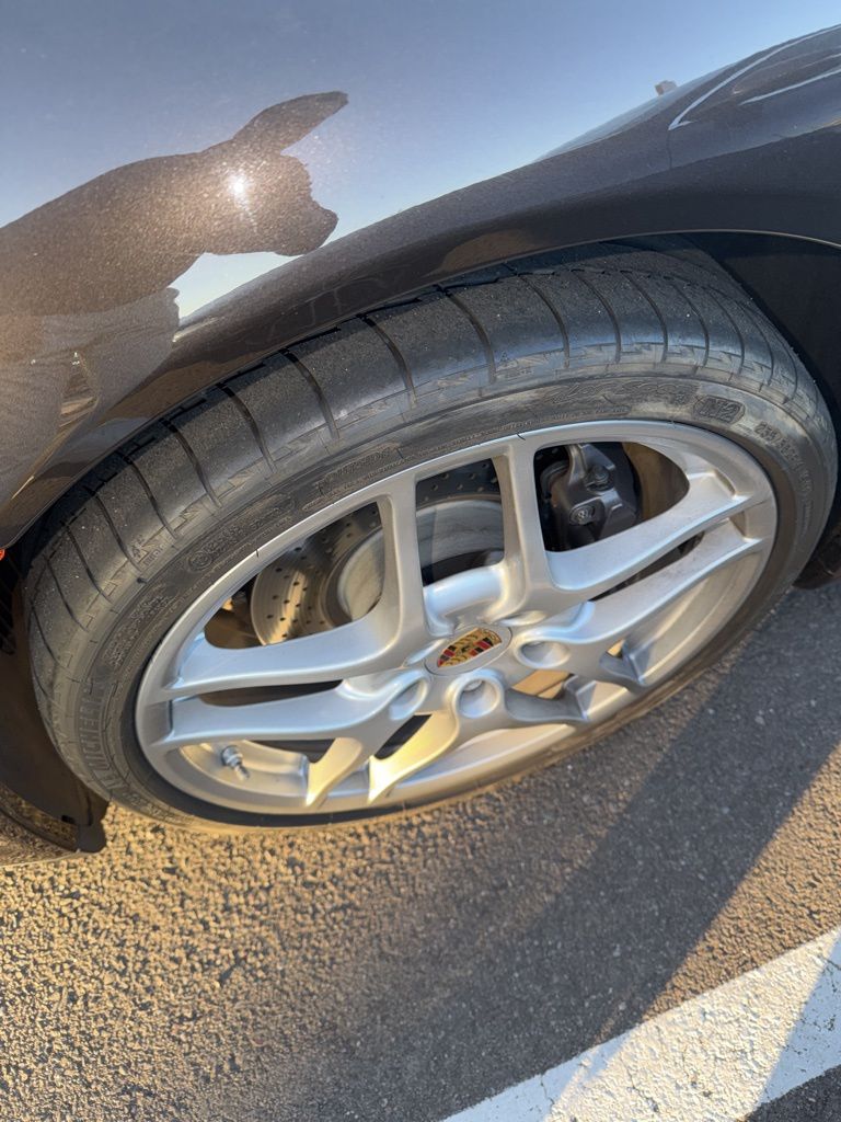 Thumbnail: 2010 Porsche 911 - 6