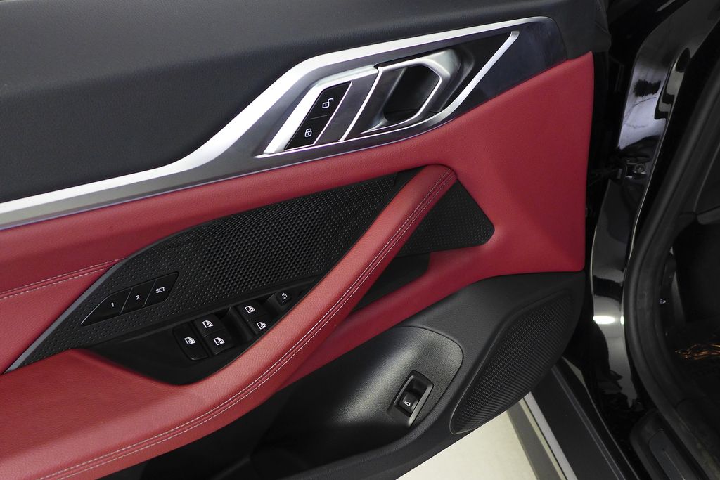 Thumbnail: 2023 BMW i4 - 12