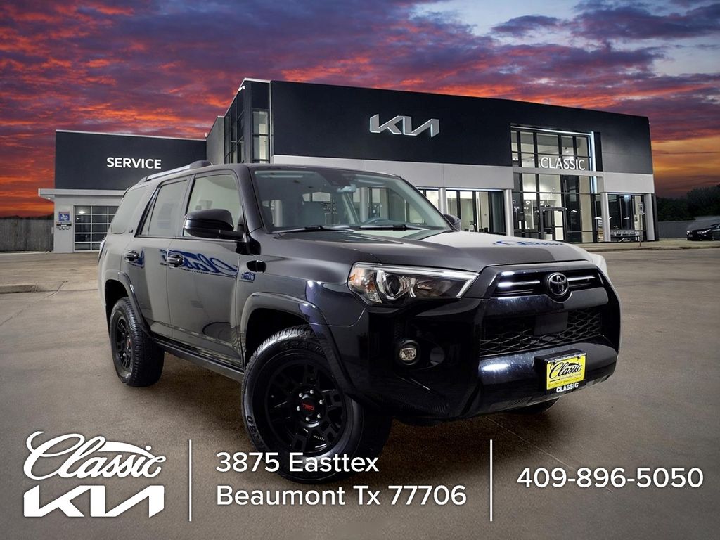 2024 Toyota 4Runner SR5 RWD