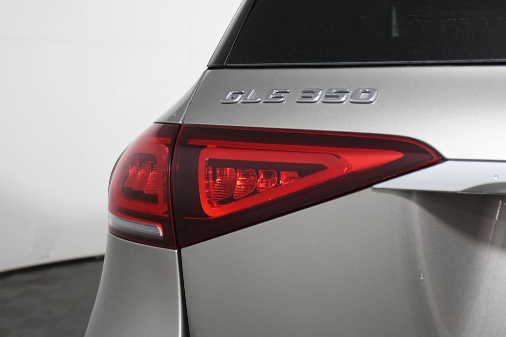 Thumbnail: 2023 Mercedes-Benz GLE - 12