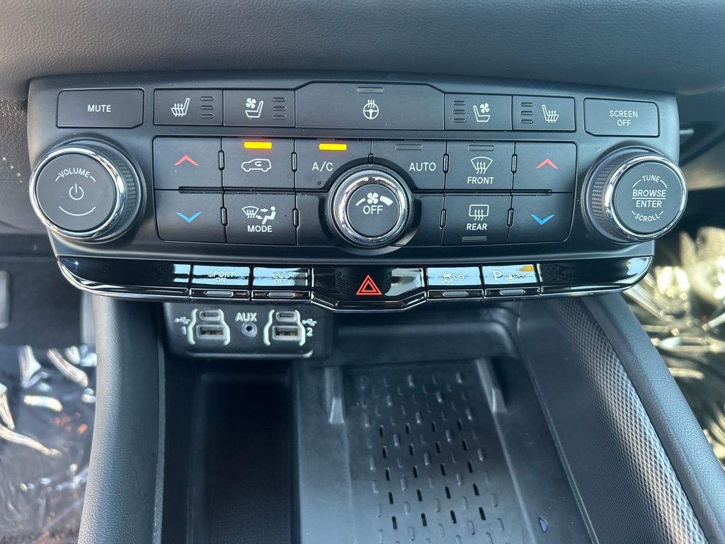 Used 2025 Dodge Durango SUV