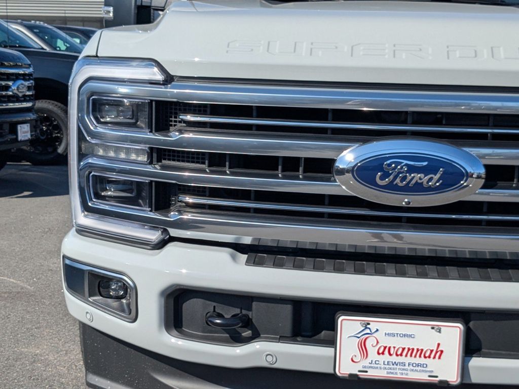 2025 Ford F-250 Super Duty Platinum