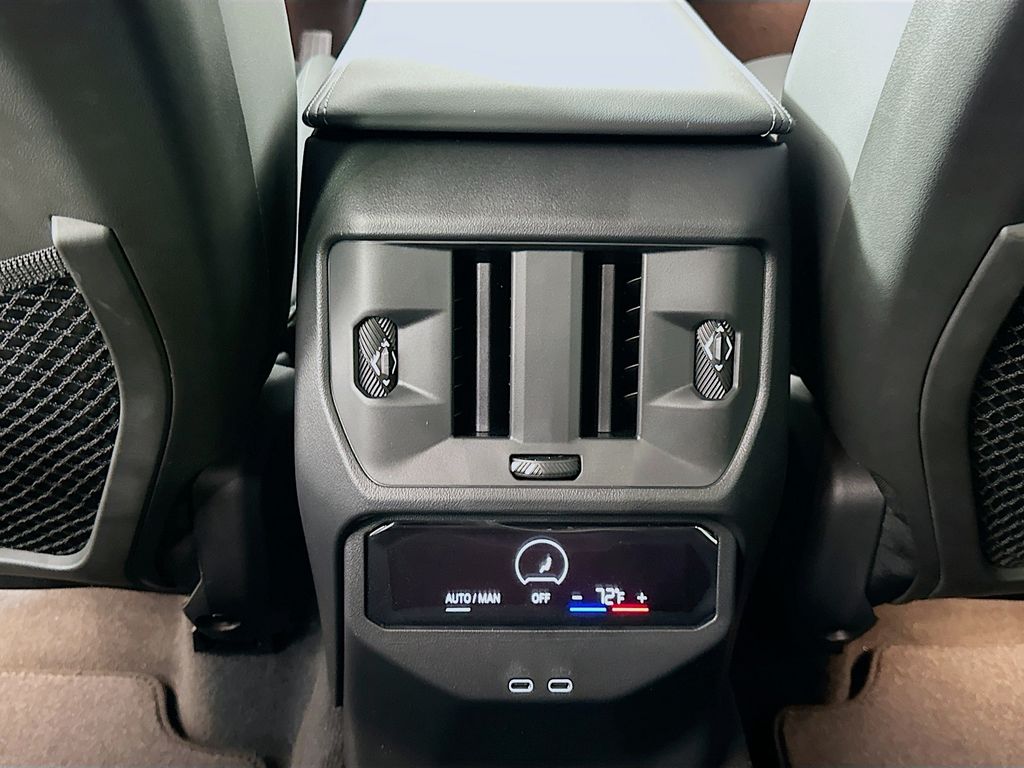 Thumbnail: 2026 BMW X3 - 18