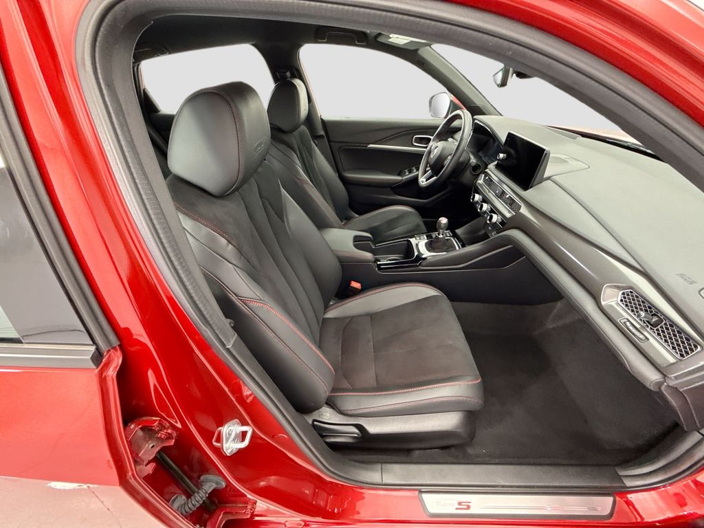 Thumbnail: 2024 Acura Integra - 18