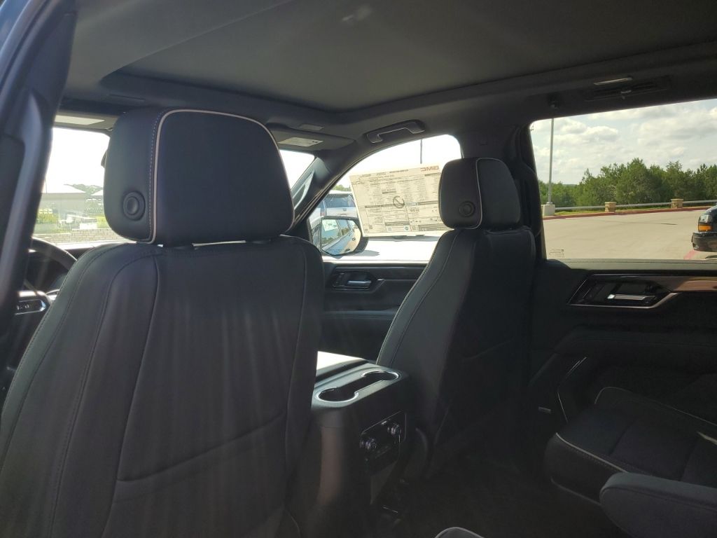 New Car 2025 Gmc Yukon  Elevation For Sale In Austin, Texas