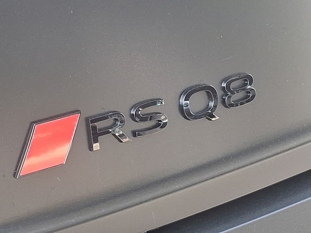 Thumbnail: 2025 Audi RS Q8 - 30