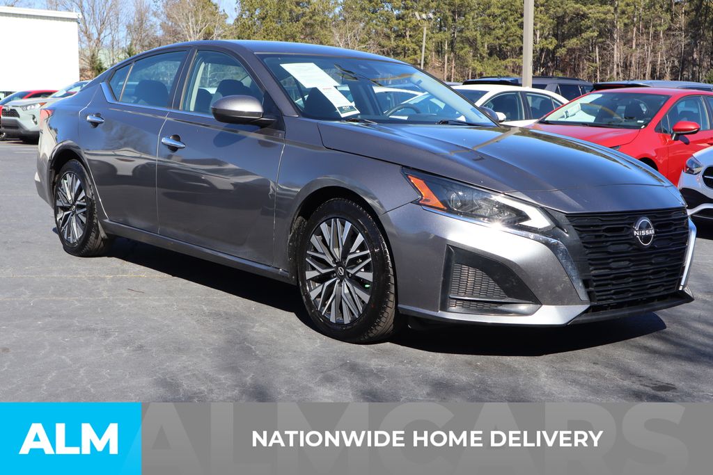 2023 Nissan Altima 2.5 SV photo 4