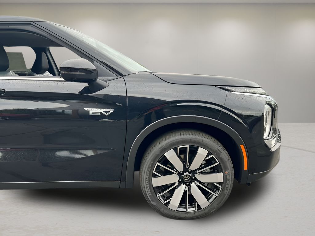 New 2026 Mitsubishi Outlander PHEV SUV