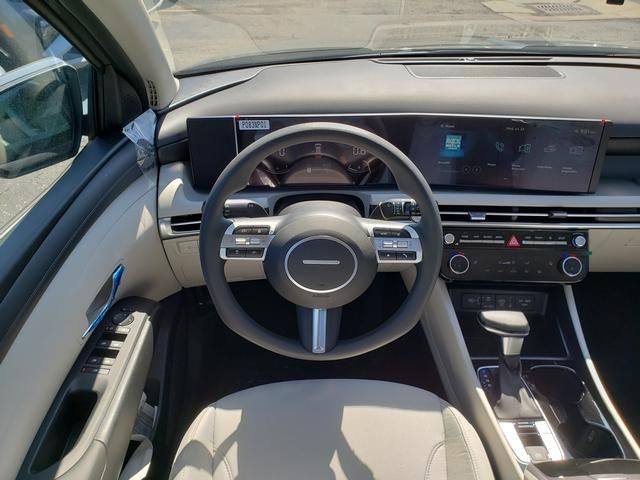 new 2025 Hyundai Tucson car, priced at $31,271