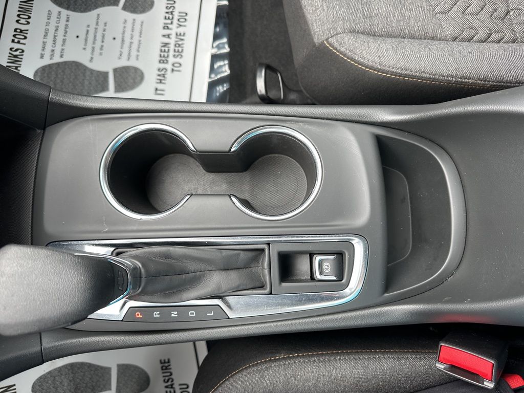 2022 Summit White Chevrolet Equinox LT FWD SUV