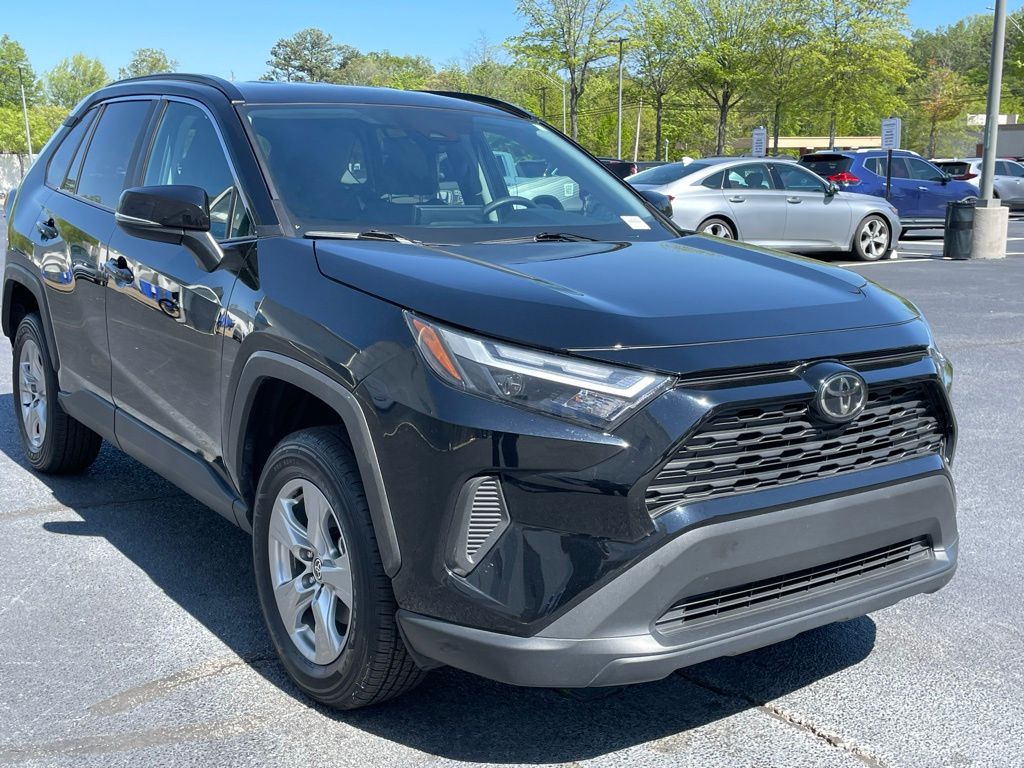 2024 Toyota RAV4 XLE 7