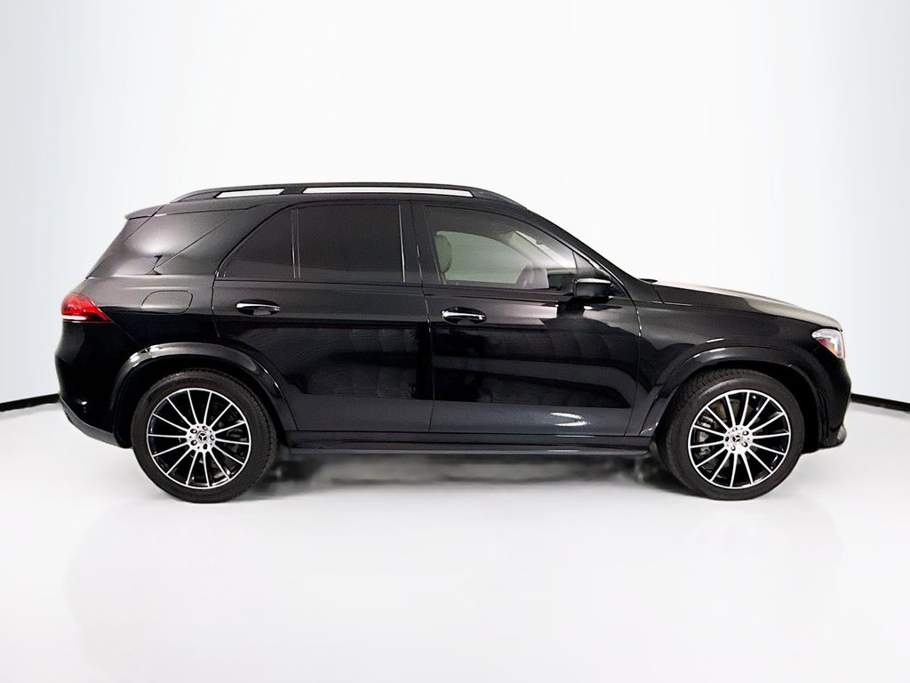 Thumbnail: 2022 Mercedes-Benz GLE - 4