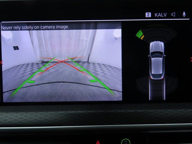 Thumbnail: 2023 BMW X4 - 16