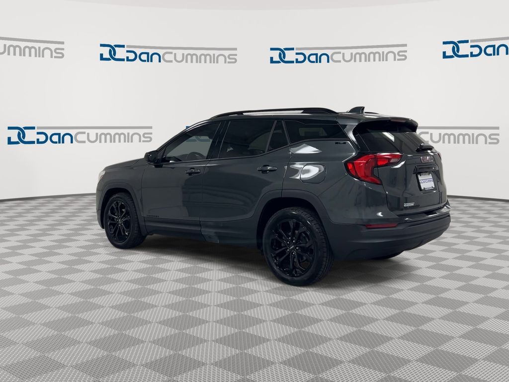 View vehicle photo 6