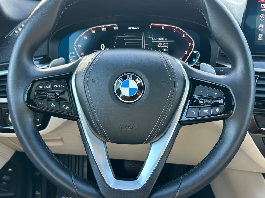 2021 BMW 5 Series 530e iPerformance 19