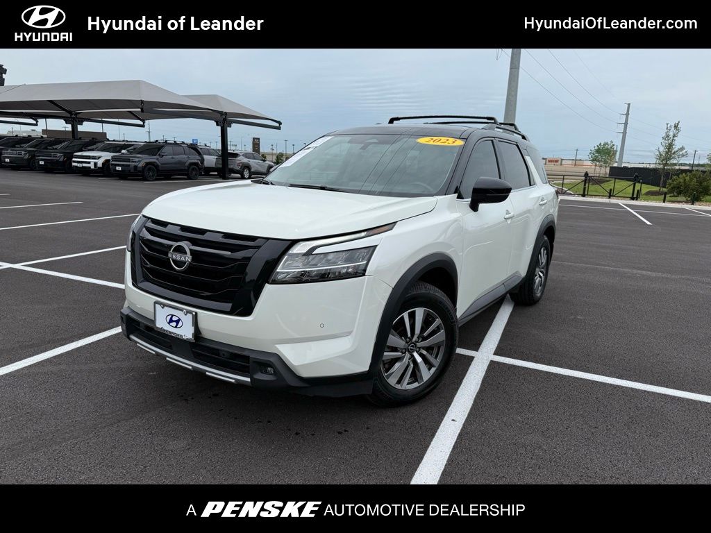 2023 Nissan Pathfinder SL FWD