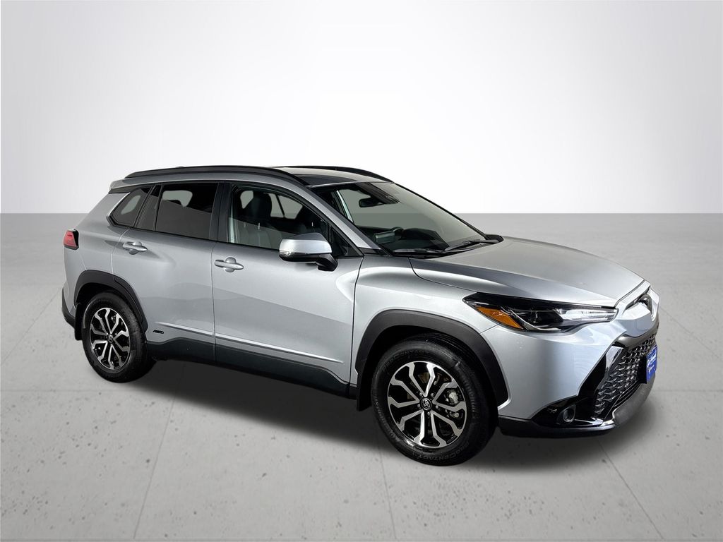 2024 Toyota Corolla Cross Hybrid SE