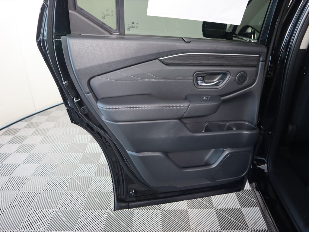 Thumbnail: 2026 Honda Pilot - 28