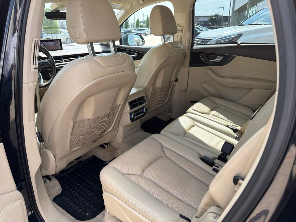 2017 Audi Q7 3.0T Prestige Blue at Autostrade