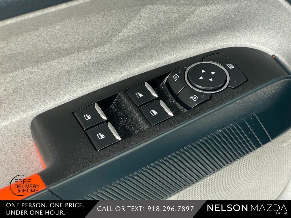 Used 2023 White Ford XLT image 20