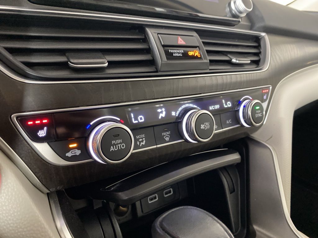 Used 2021 Red Honda EX-L image 27