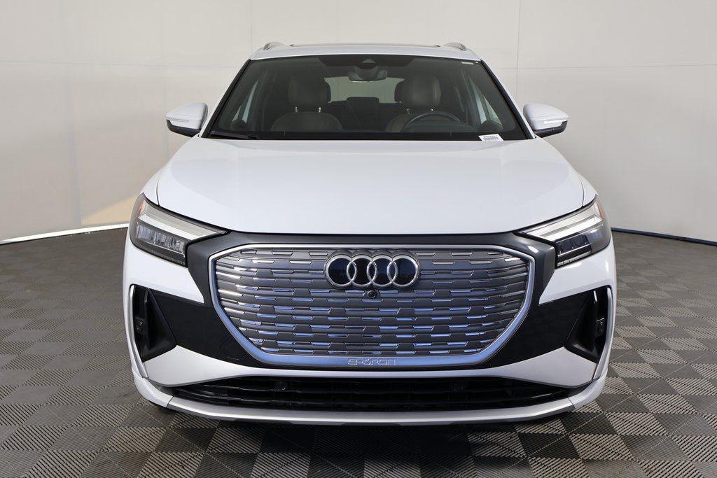 Thumbnail: 2023 Audi Q4 e-tron - 2