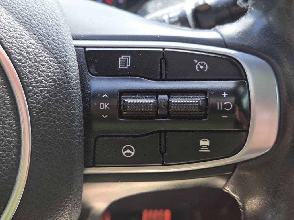 Used 2021 Gray Kia GT-Line image 12