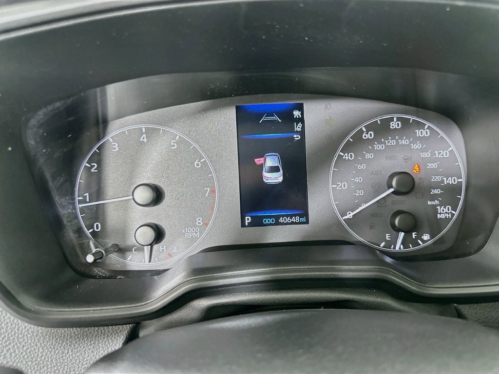 Thumbnail: 2025 Toyota Corolla - 12