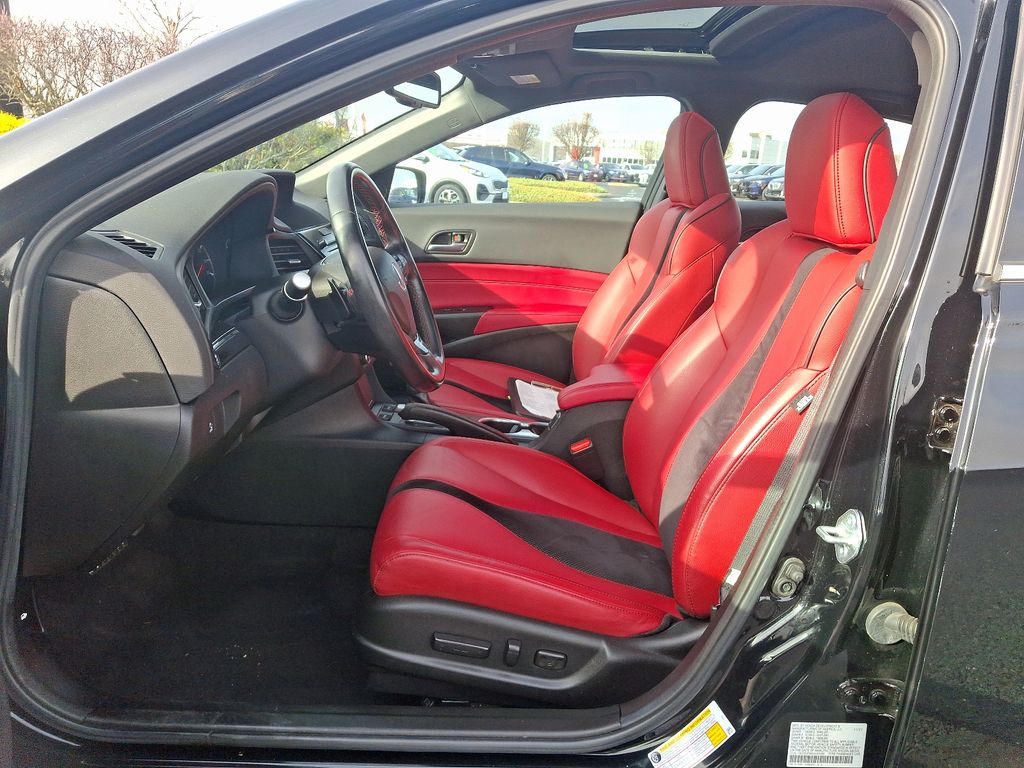 2022 Acura ILX Premium 13