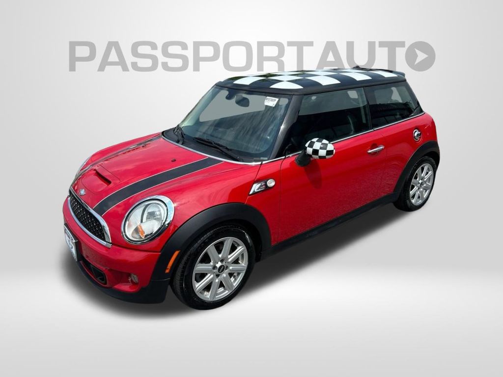 Chili Red 2012 MINI Cooper Hatchback Front-Wheel Drive 6-Speed Manual Overdrive