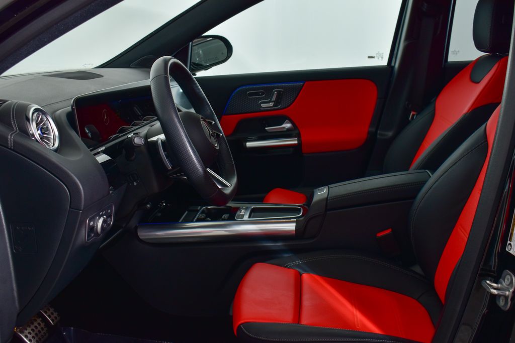 Thumbnail: 2026 Mercedes-Benz GLA - 12