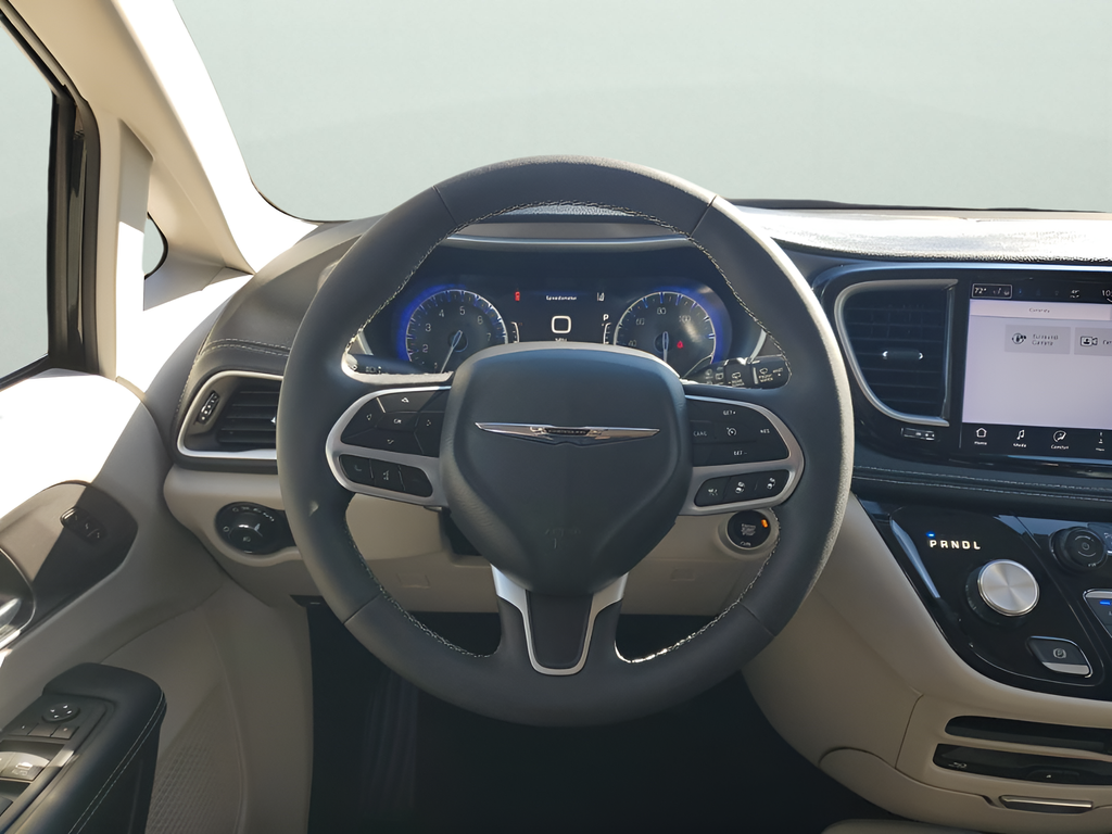 Used Car 2023 Chrysler Pacifica  Touring L For Sale Under $40,000 In Austin, Texas