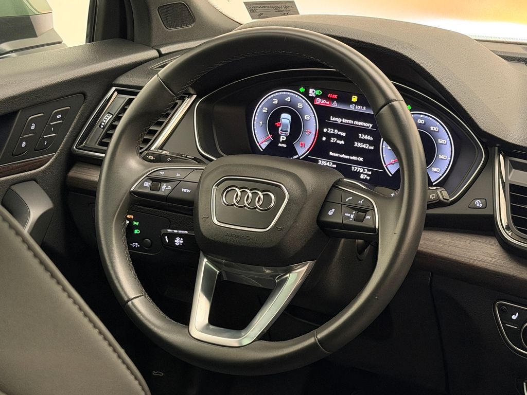 Thumbnail: 2022 Audi Q5 - 20
