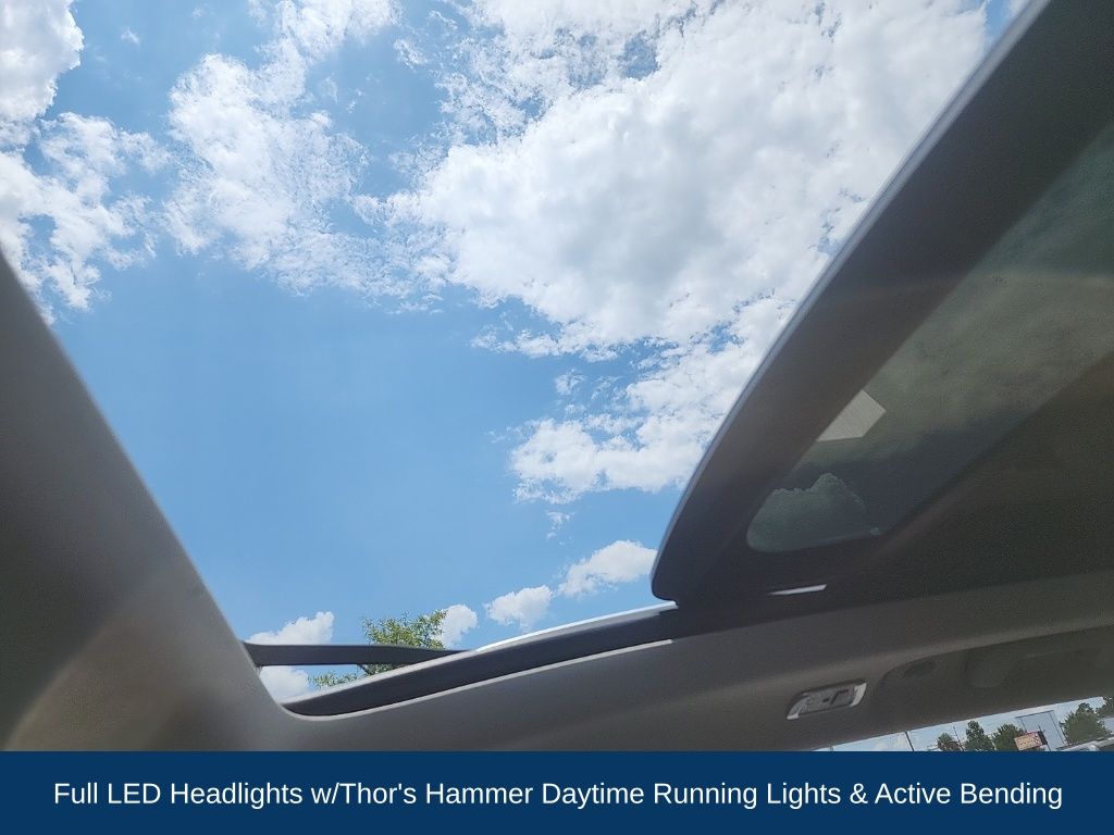 2019 Volvo XC90 T6 Momentum
