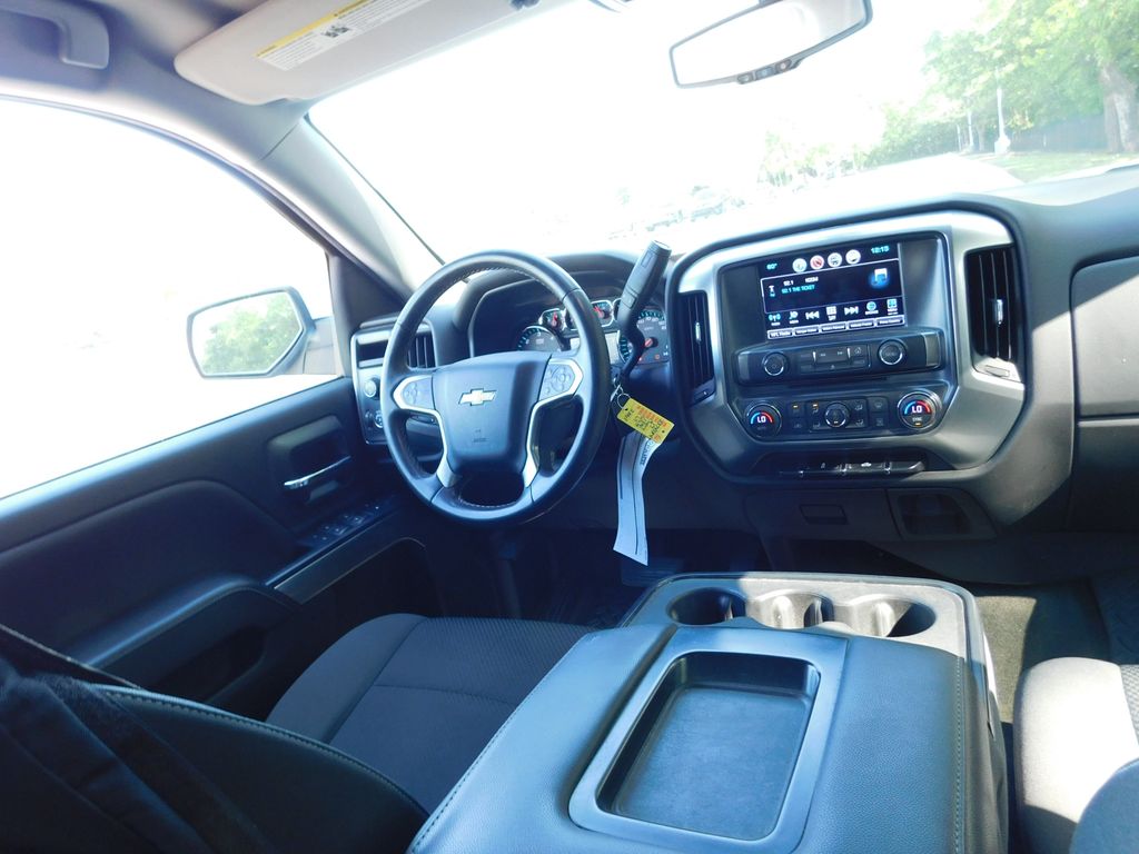Thumbnail: 2017 Chevrolet Silverado 1500 - 6